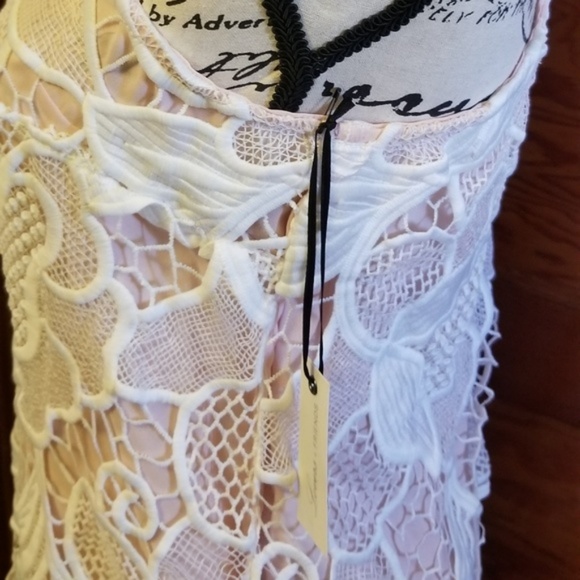 NWT Lovers and Friends Caspian shift dress white - Picture 4 of 8